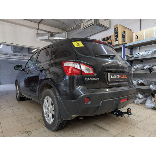 Фаркоп BERG на Nissan Qashqai 2006-2013 Арт. F.4111.002