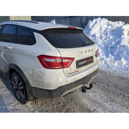 Фаркоп Лидер Плюс на LADA Vesta 2015–2022 Арт. T-Vaz-44A (версии Cross)