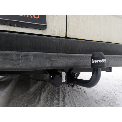Фаркоп ARAGON на VOLKSWAGEN Crafter 2006–2017  Арт. E4107GA (с задней подножкой)