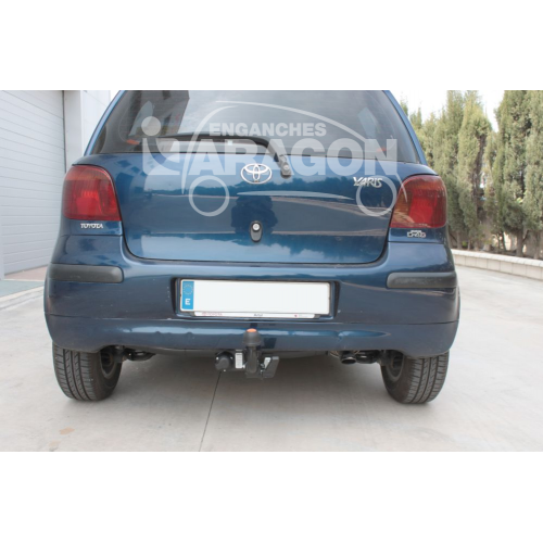 Фаркоп ARAGON на TOYOTA Yaris 1999–2005  Арт. E6411AA 